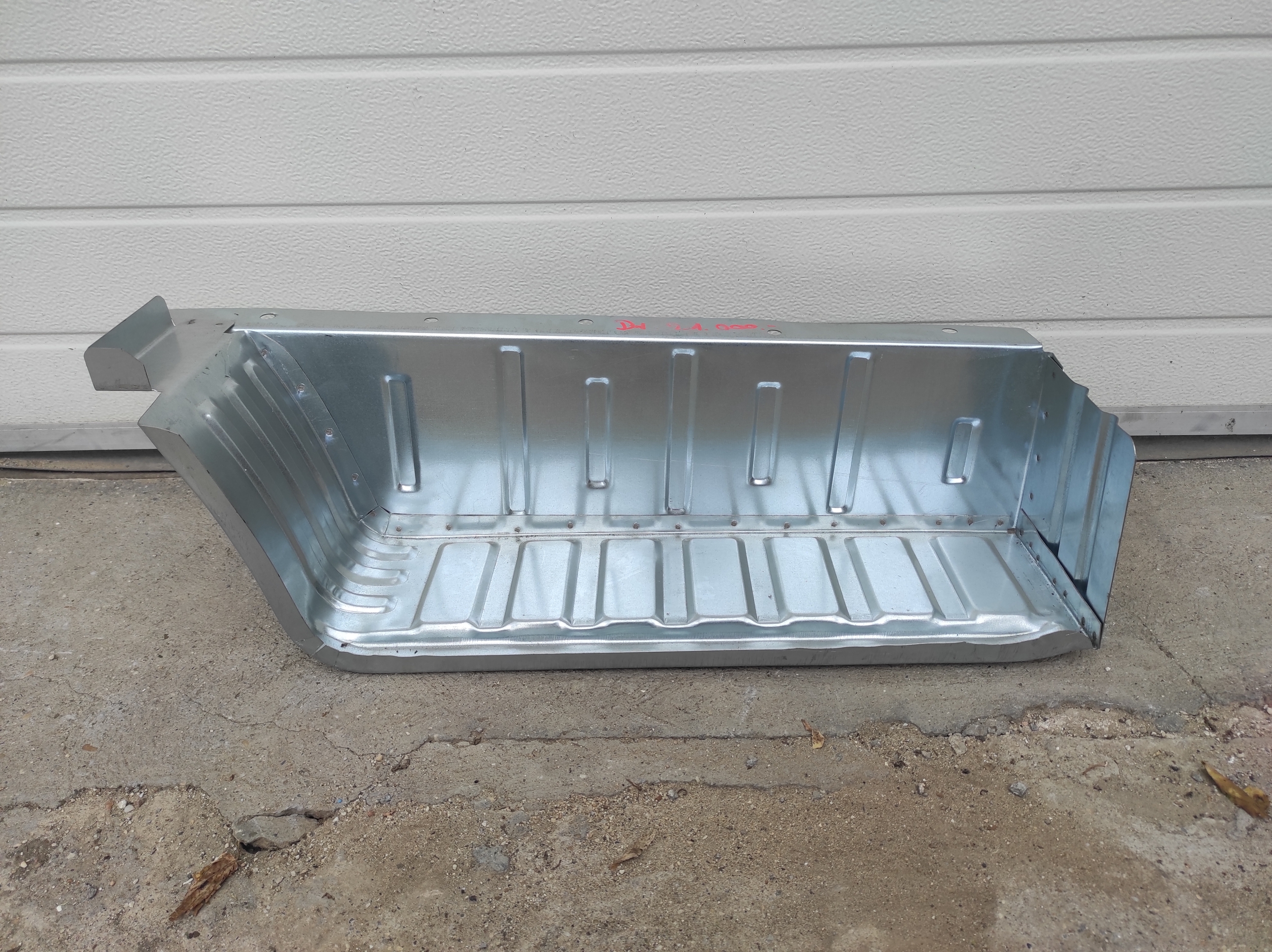 Ford Transit MK6,MK7 első ajtó fellépő javító elem bal,utángyártott új (2000-2014)