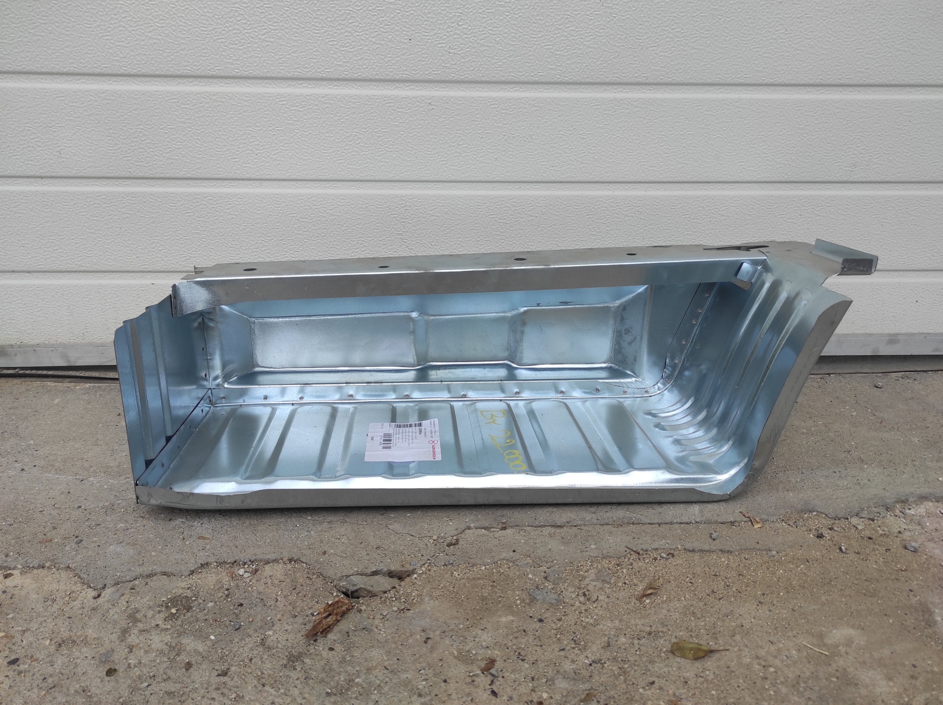 Ford Transit MK6,MK7 első ajtó fellépő javító elem jobb utángyártott új (2000-2014)