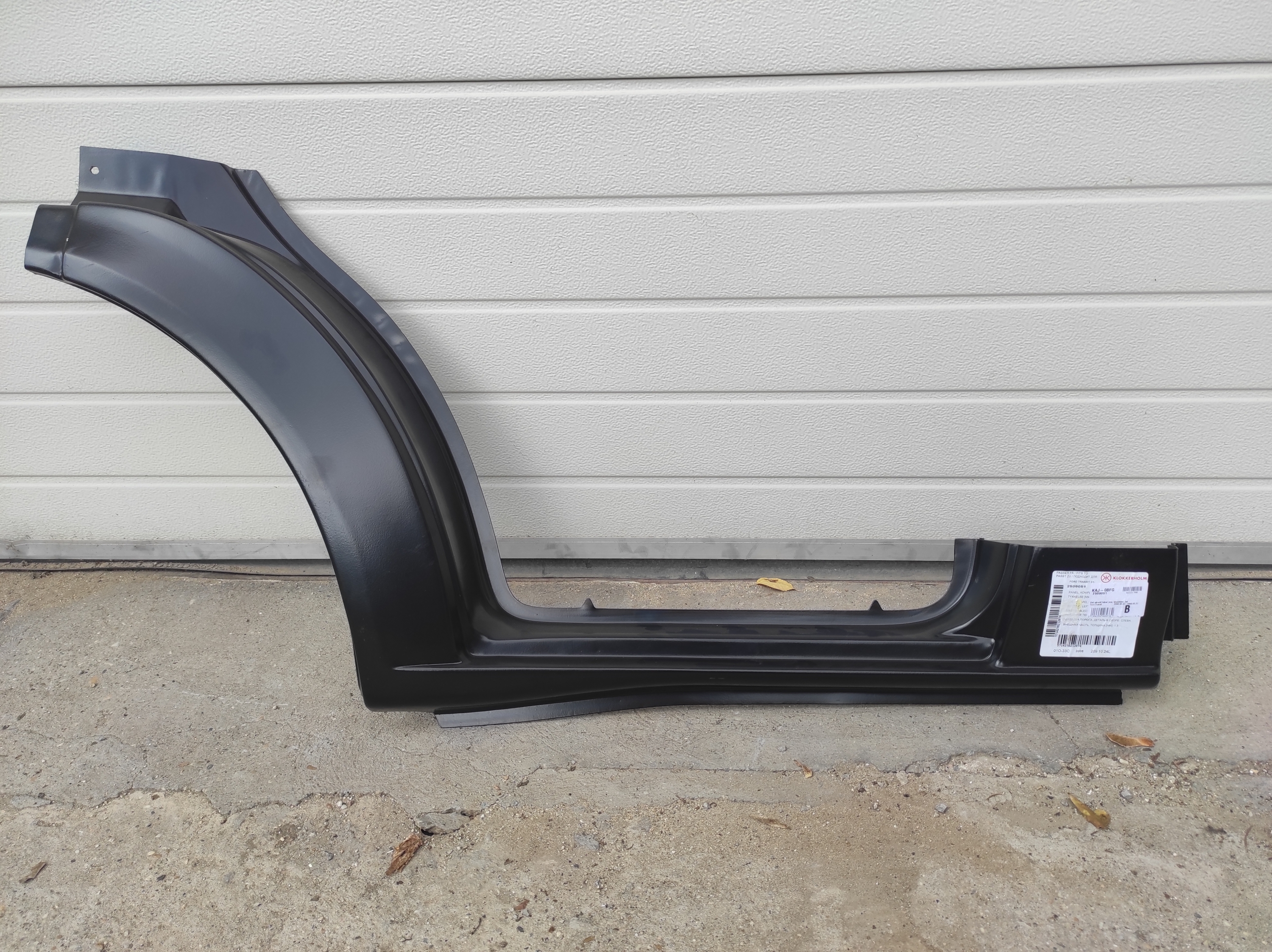 Ford Transit MK6,MK7 első ajtó küszöb és kerékjárati ív külső javító elem bal utángyártott új (2000-2014)