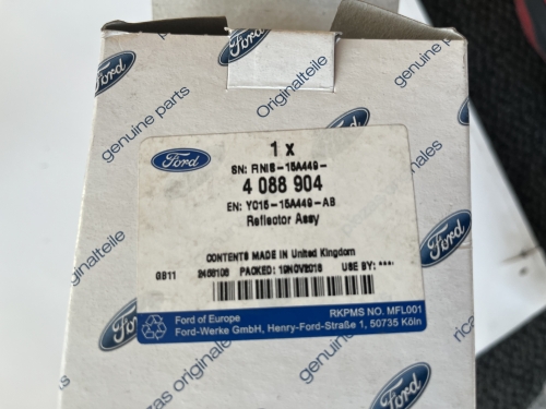 Ford Transit MK6,MK7 fényvisszaverő prizma bal gyári új (2000-2014)