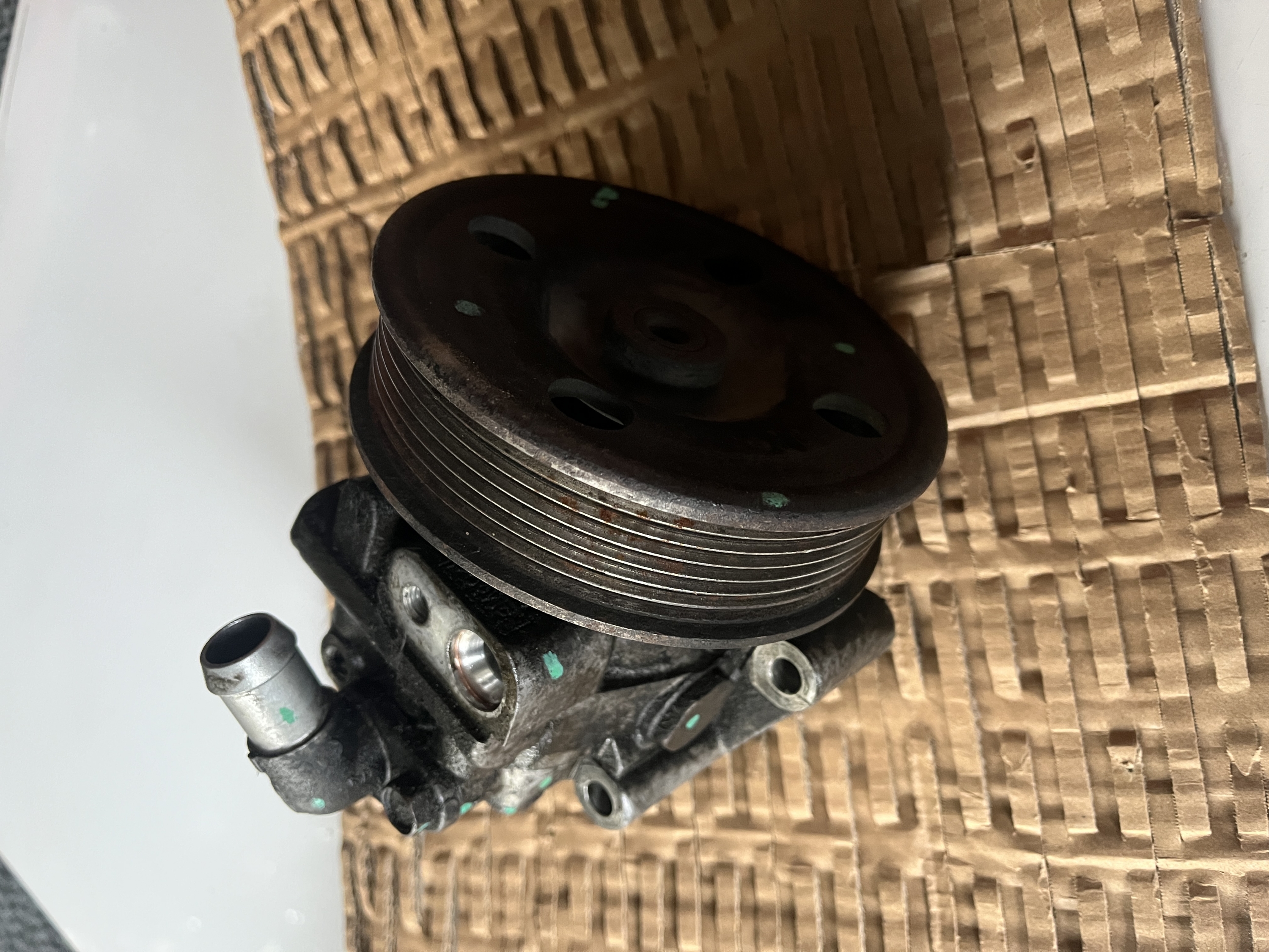 Ford Transit MK7,MK8 Szervokormány szivattyú RWD gyári bontott (2011-)