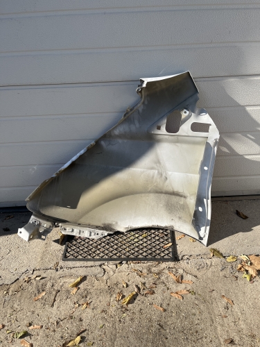 Ford Transit Custom jobb első sárvédő gyári bontott (2013-2018)