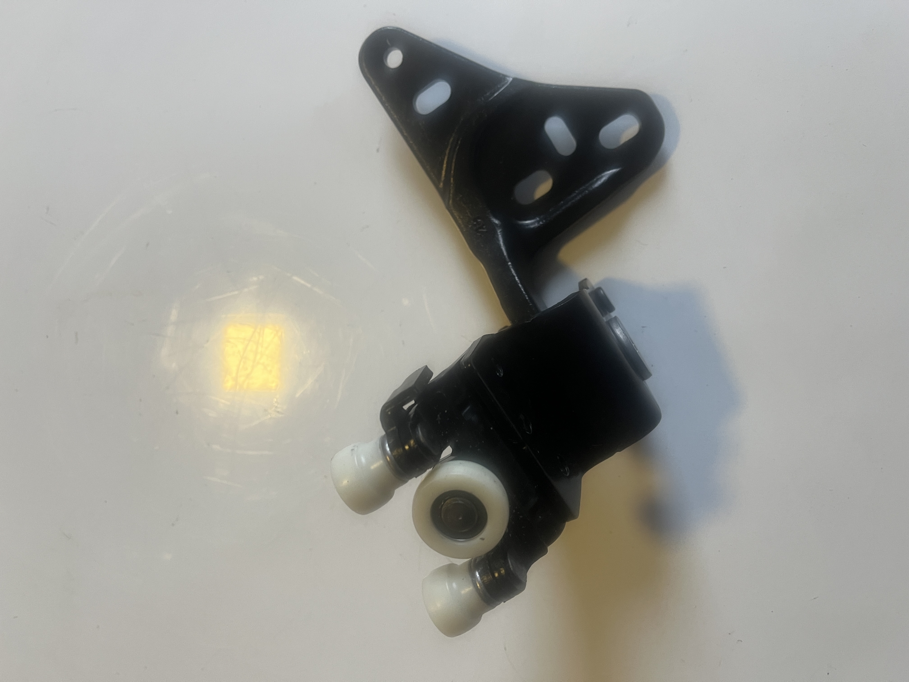 Ford Transit Custom jobb felső tolóajtó görgő gyári új (2023-)