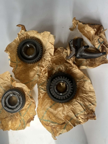 Ford Transit MK8,MK9,Transit Custom VMT6 1-2 fokozat felújító szett gyári új (2019-)