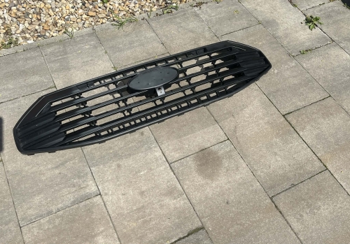 Ford Transit Custom Hűtőrács gyári bontott (2023-)