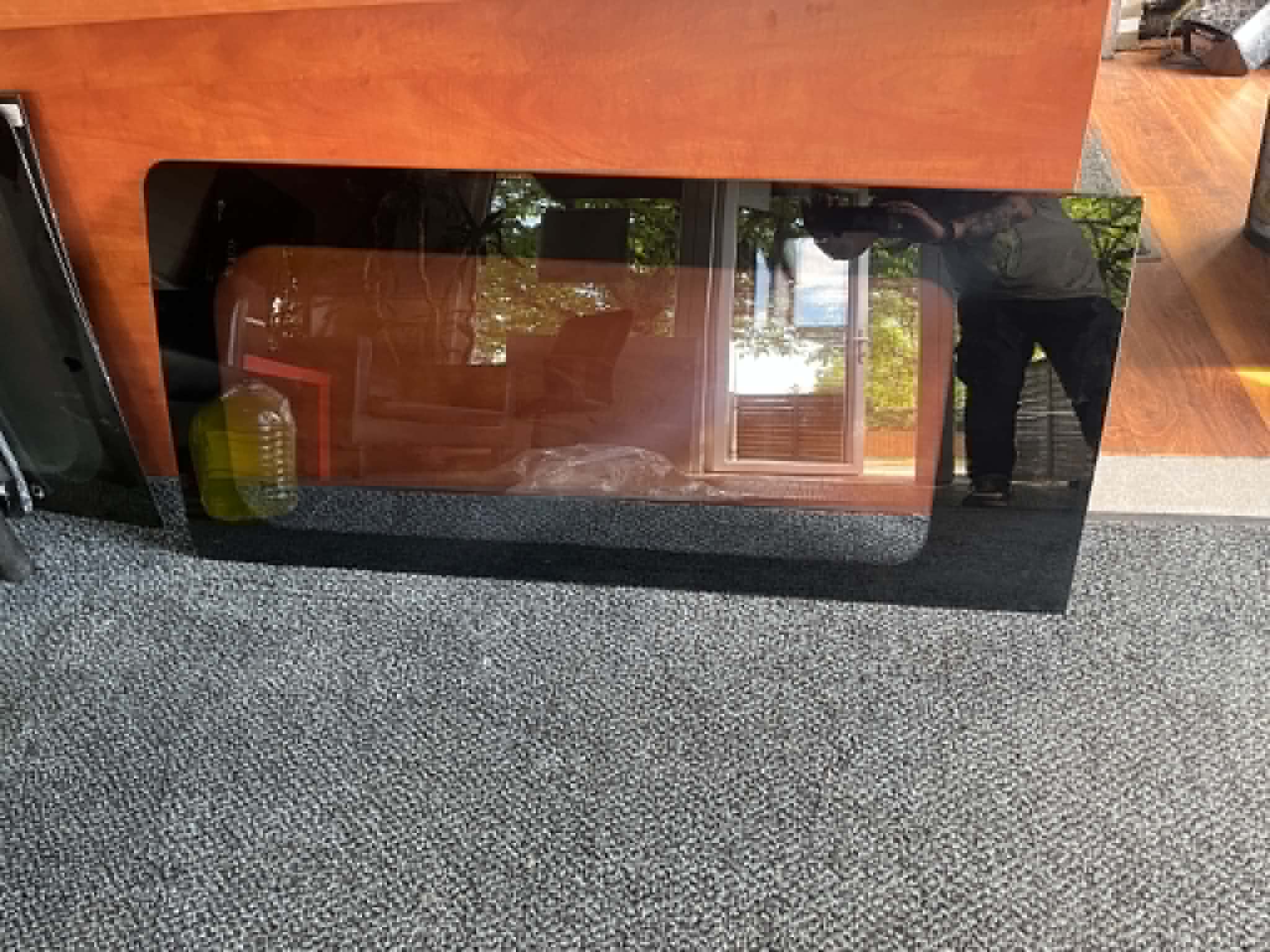 Ford Transit Custom baloldali, tolóajtóval szembeni fix üveg utángyártott új (2013-2018)