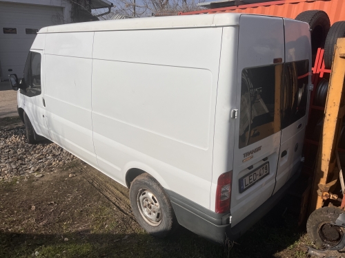 FORD TRANSIT 2.2 Euró4 130LE L3H2    3 személyes dobozos