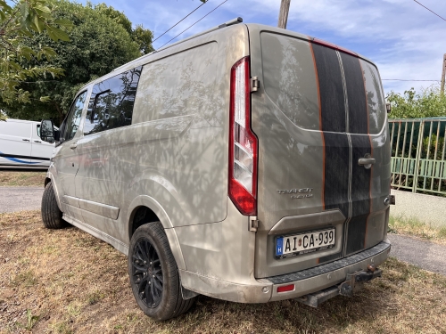 FORD TRANSIT 2.0 EcoBlue SPORT – 170 LE | 6 SZEMÉLY | 2018 L1H1